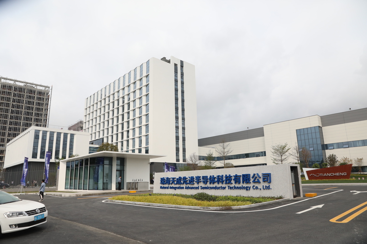 珠海产业立柱项目天成先进,全面进入设备安装阶段